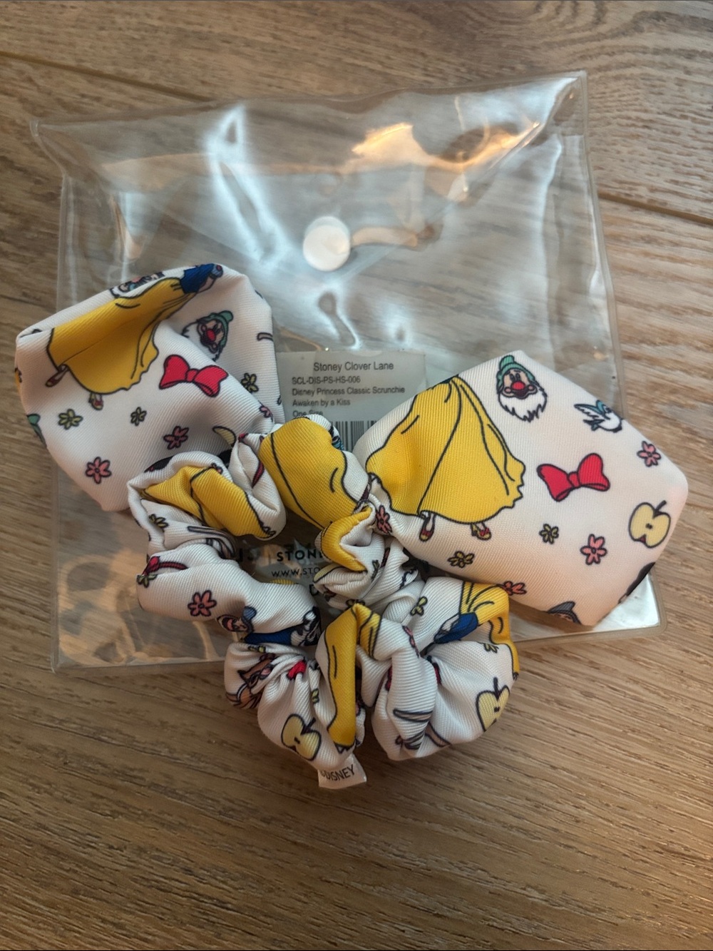 Stoney clover lane Disney Princess Snow White Kids Scrunchie Set